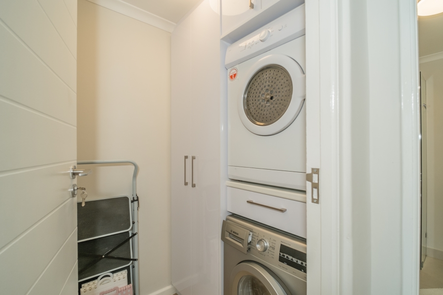 2 Bedroom Property for Sale in Kommetjie Western Cape